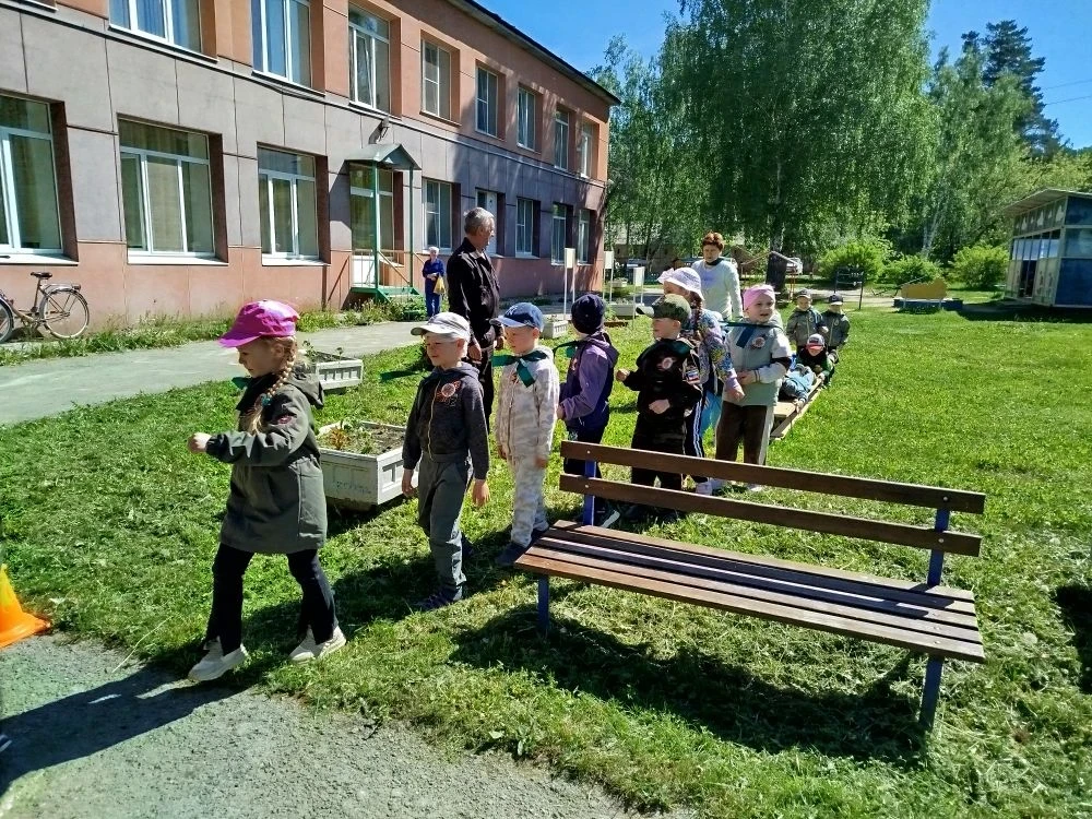 💥Сегодня в детском саду прошла игра "Зарница", посвященная 81-й годовщине Победы. Участвовали две г