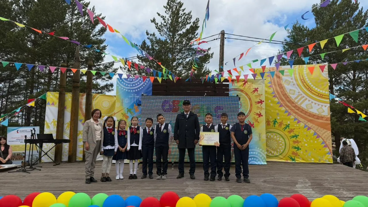 Бэс ыйын 1 күнүгэр - Аан дойдутааҕы Оҕо көмүскэлин күнэ👼🏼
Биһиги оскуолабытыгар үөрүүлээх күн үүнн