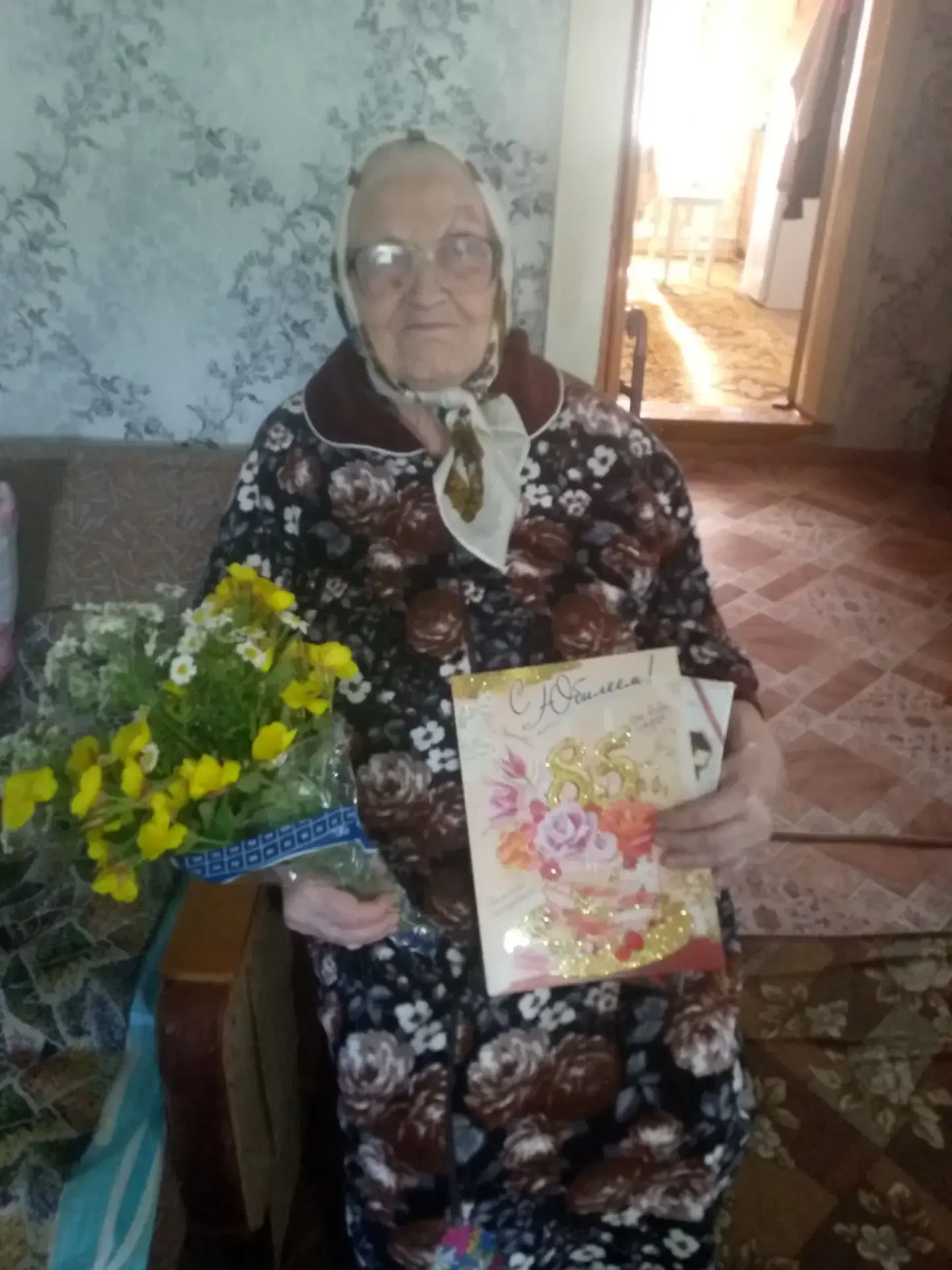 Романовский получатель социальных услуг отмечает 85- летний юбилей.
       В июне отмечает свой юбил