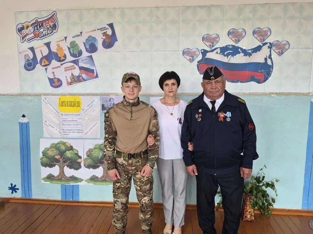 🌟 С ДНЁМ РОССИИ! ШКОЛЬНЫЙ ЛАГЕРЬ УСТРОИЛ ПРАЗДНИК, ОТ КОТОРОГО МУРАШКИ ПО КОЖЕ 🔥🇷🇺🎤

Сегодня у 
