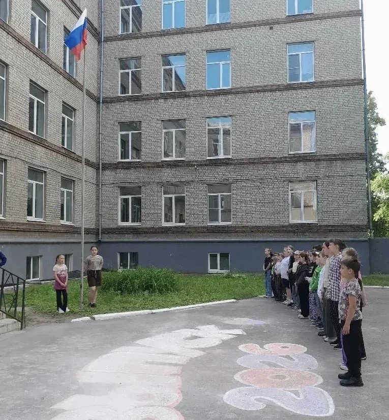 6 июня, в День русского языка и Пушкинский день, для ребят из пришкольного лагеря прошла насыщенная 