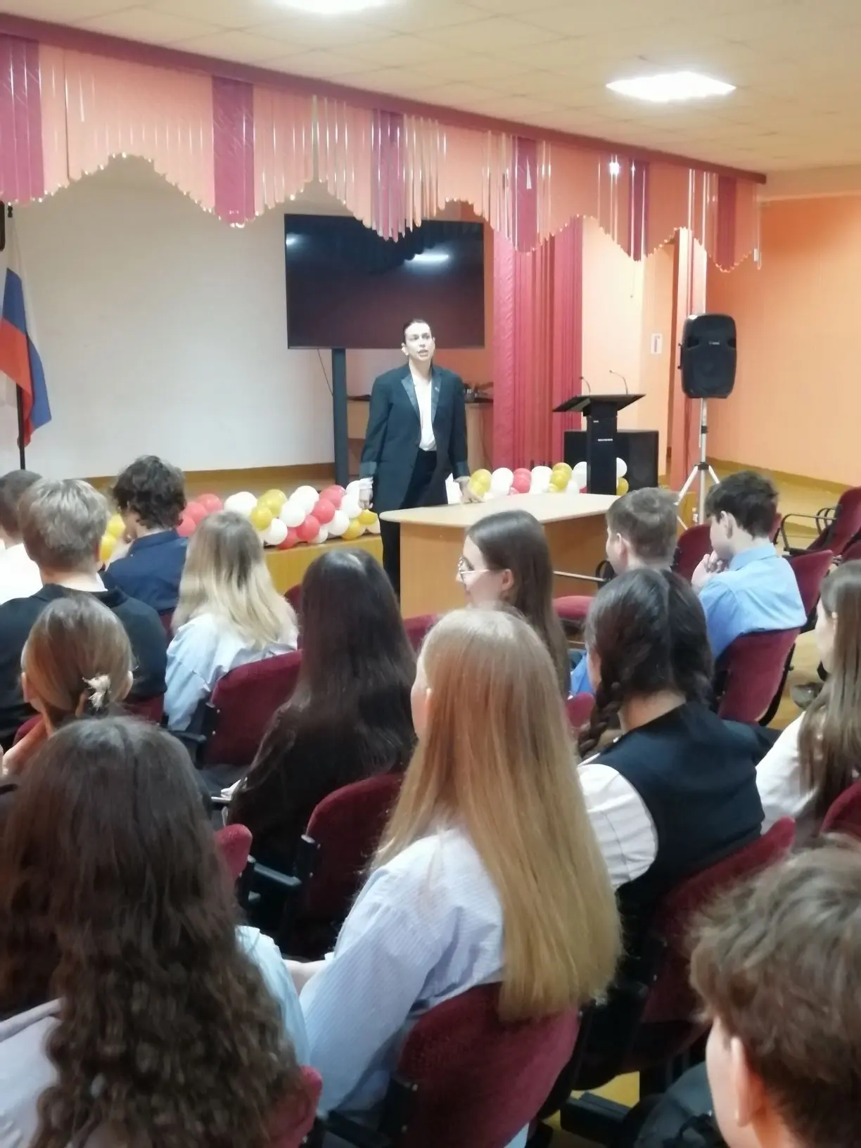 2 апреля в МАОУ "Лицей #1 им ДС Езерского" для учеников 10-11-х классов состоялась профориентационна