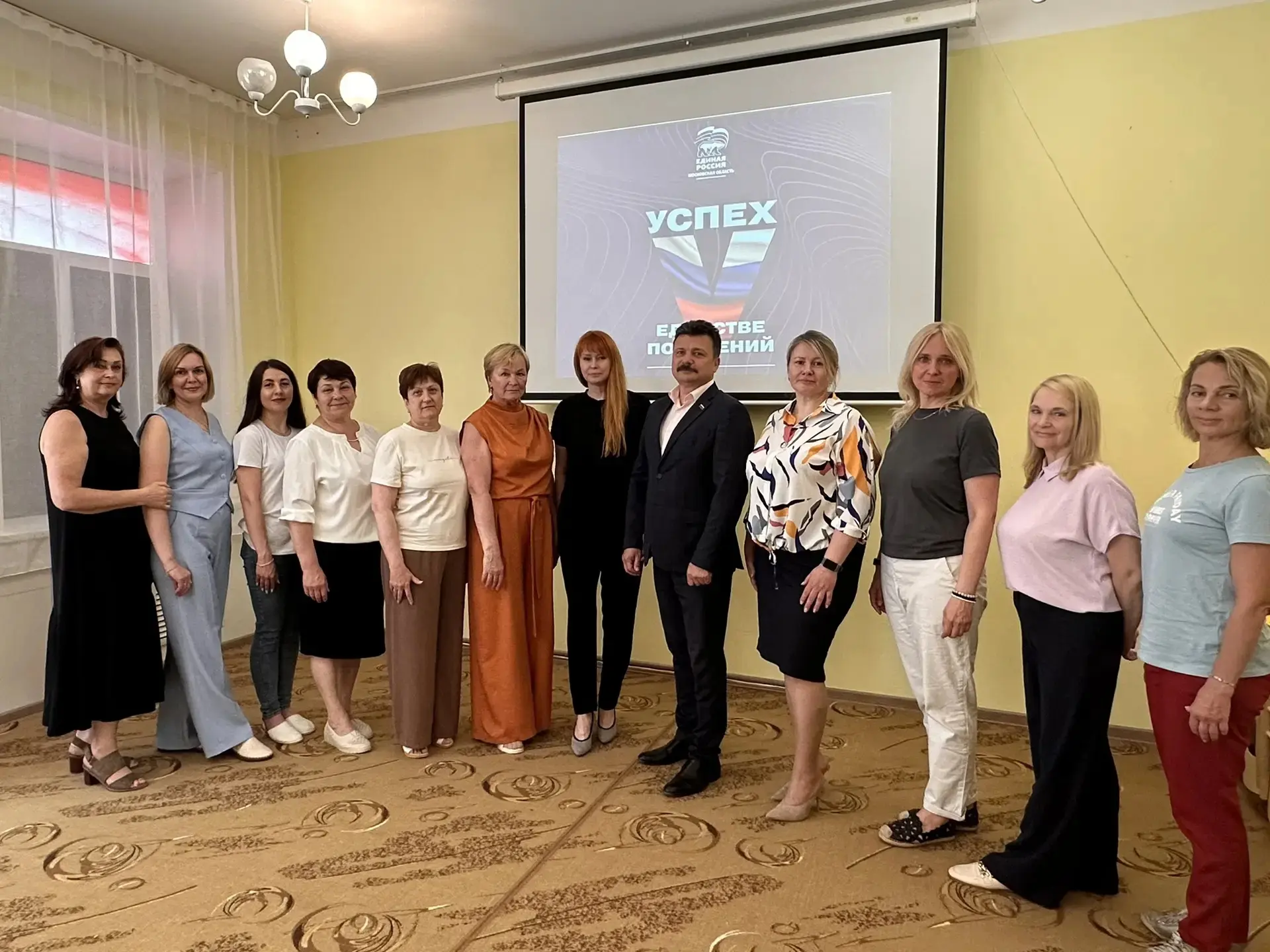 В рамках цикла патриотических мероприятий «Успех в единстве поколений» в нашем детском саду МБОУ шко