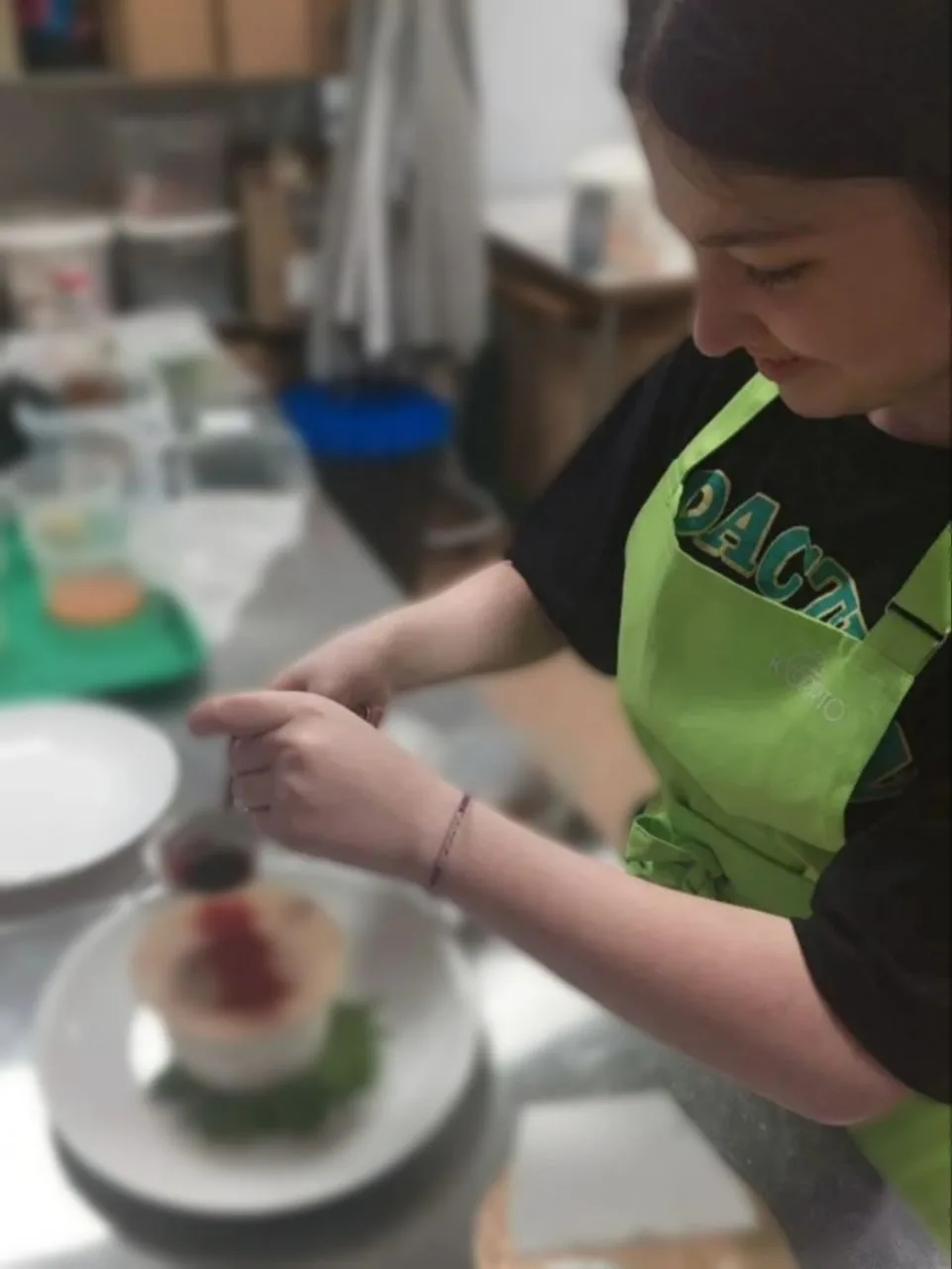 Наши звездочки ⭐️

🍽 У нас отличные новости! Ученица 8 класса Амина приняла участие в отборочном эт
