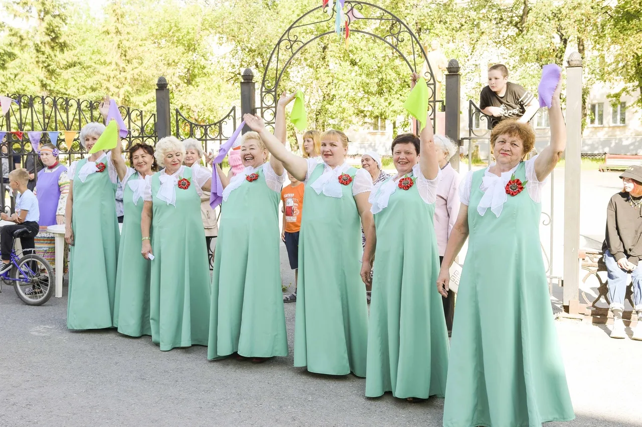 ⚘Дорогие друзья, сегодня мы начинаем серию постов о творческой семье Дворца культуры «Металлург»!
⚘М