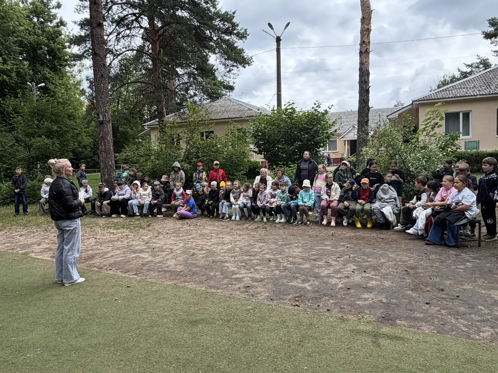 День 12☀️

Сегодня в лагере «Лучик» состоялся День талантов!✨
Ребята демонстрировали свои творческие