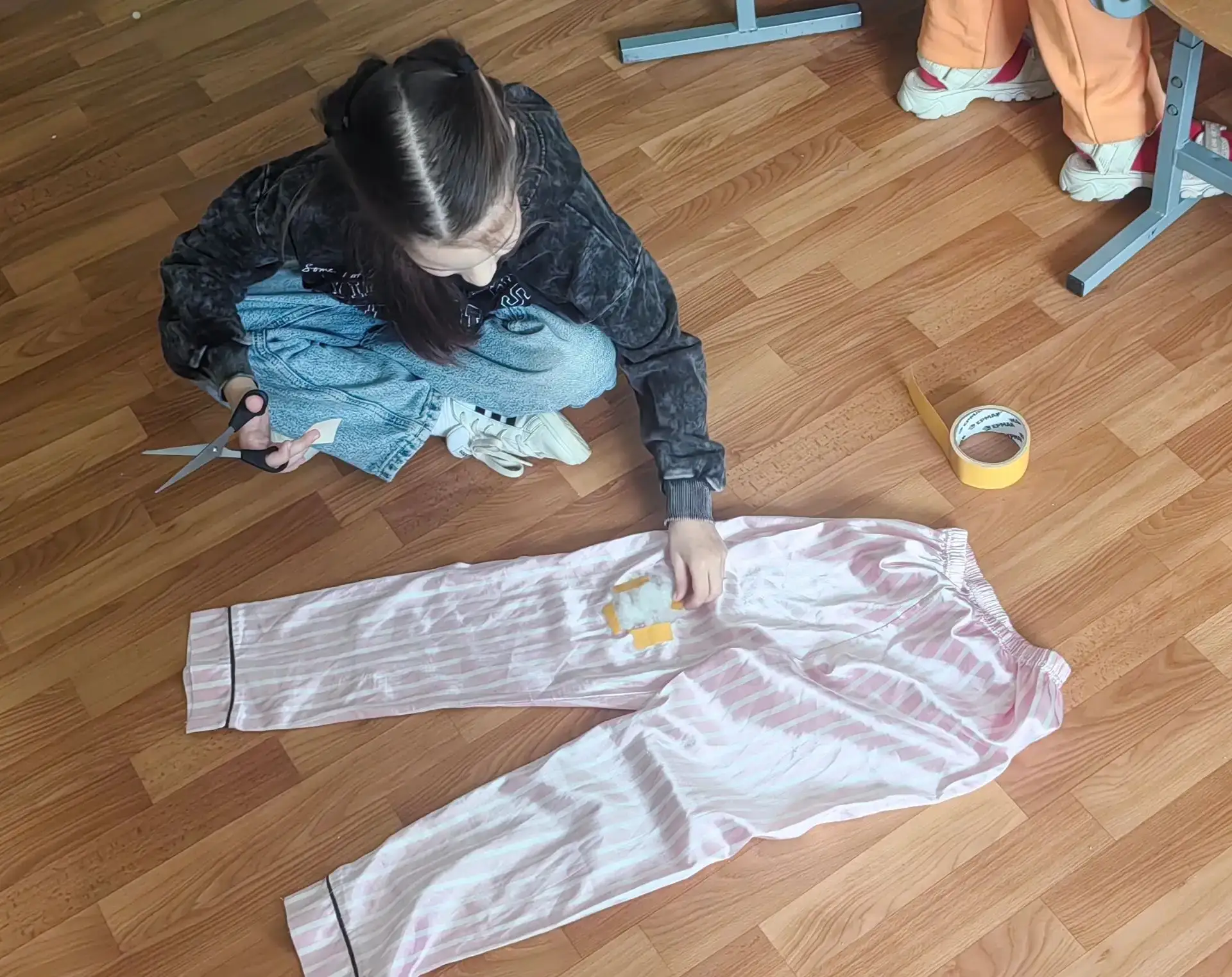 Мусор vs. Мода: как мы превратили отходы в шедевры 🗑️➡️👗

В нашем школьном лагере прошел показ, ко