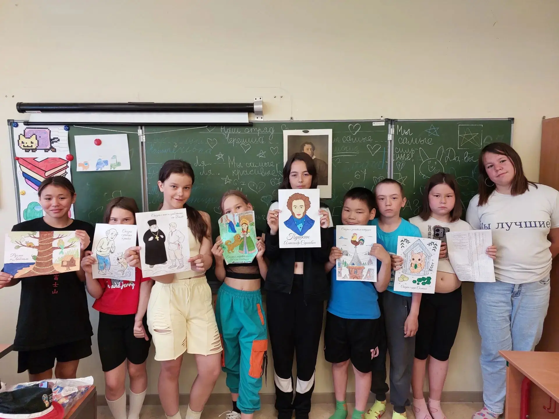 Пушкинский день в лагере! 📚✨
Ребята нашего лагеря окунулись в волшебный мир Александра Сергеевича П