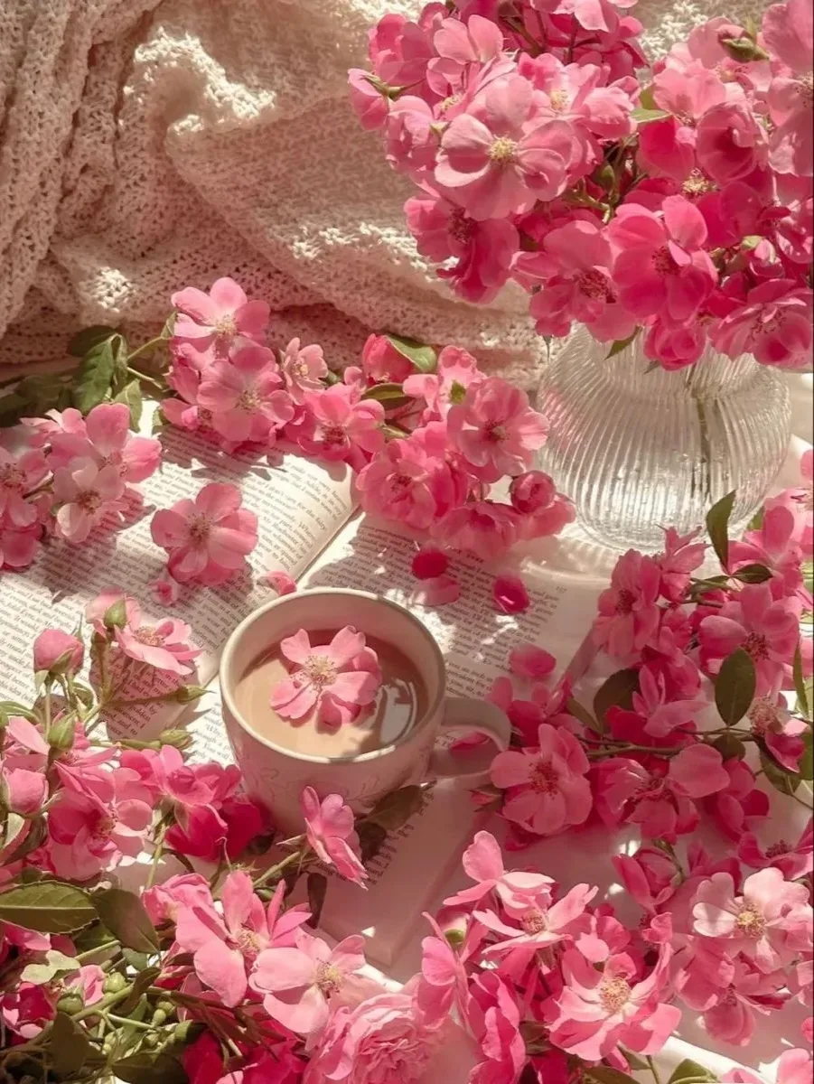 Хорошего настроения! 🌸🌸🌸