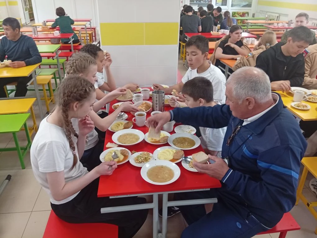 Соревнование - хорошо, но обед по расписанию😋