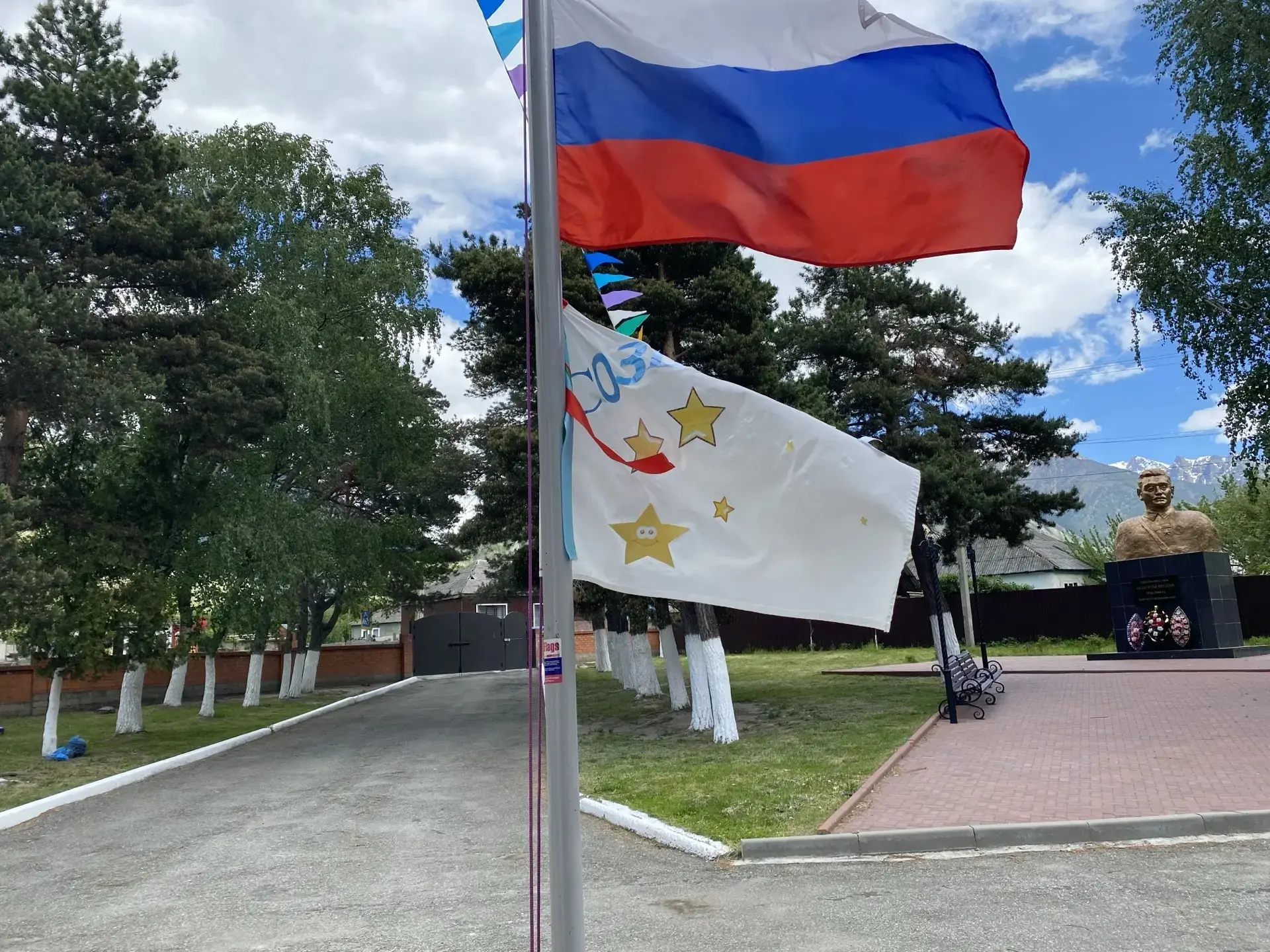 8 день 🌟
День фантазий и юмора в нашем пришкольном лагере «Созвездие» прошел весело и шумно. Море у