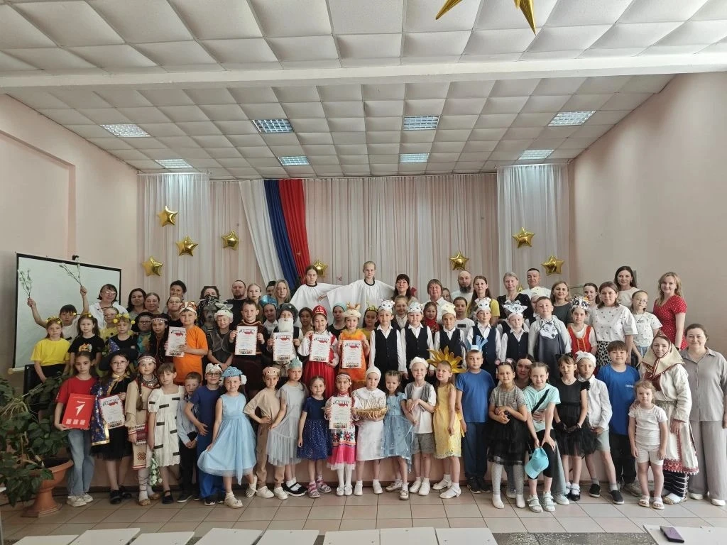 🎭Сегодня в нашей школе прошёл конкурс народных сказок, посвящённый Году единства народов России. Ор