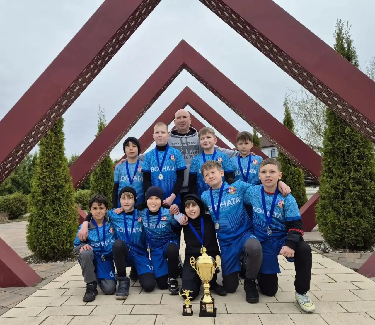 🥳Сегодня свой день рождения празднует тренер-преподаватель по футболу Никитин Динар Витальевич!
🤗Д
