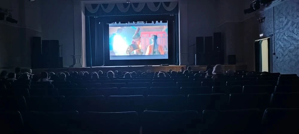 📅 Сегодня в Шаховском Доме культуры состоялся уютный кинопоказ для ребят лагеря "Улыбка"! 😍🎬

Вст