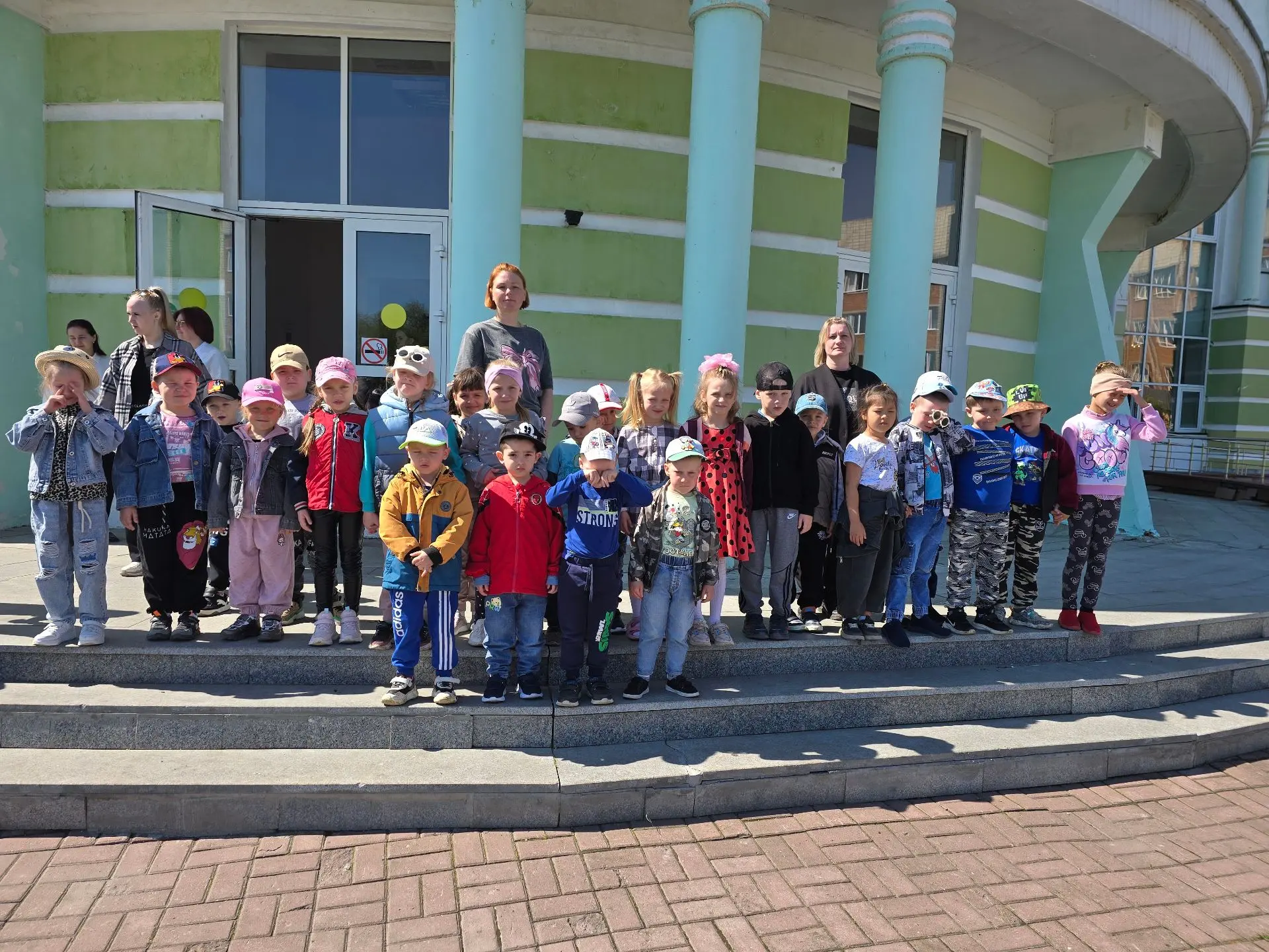 В нашем городе есть такая возможность посетить Всероссийский виртуальный концертный зал на базе Назы