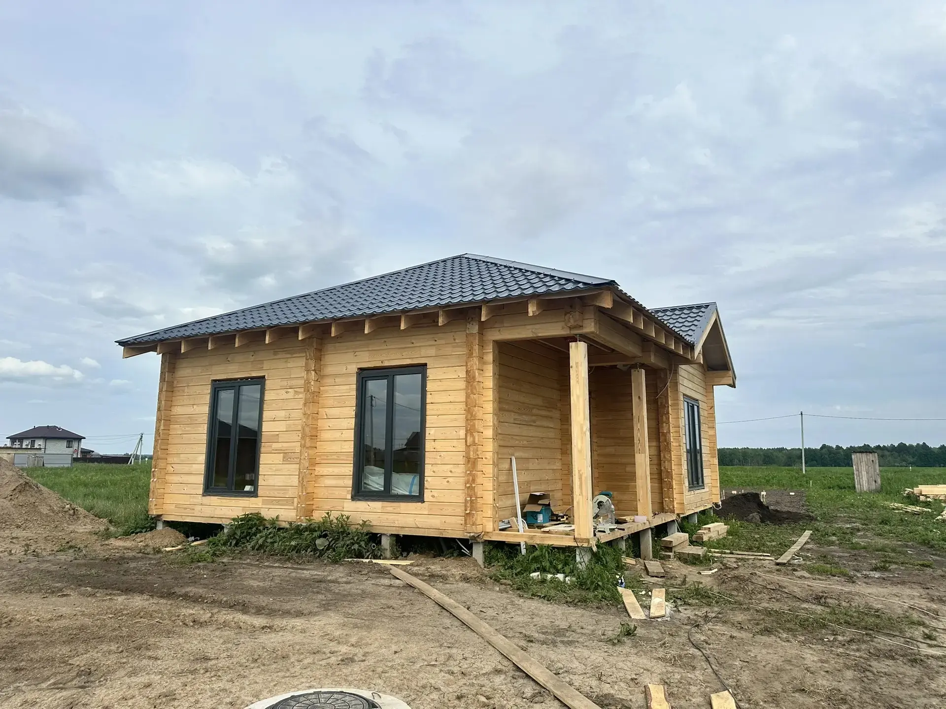 Проект дома 2+. КЛЕЕНЫЙ БРУС 200Х185 . 65 М.КВ.. 
Производство деревянных домов! 
Малоэтажное строит