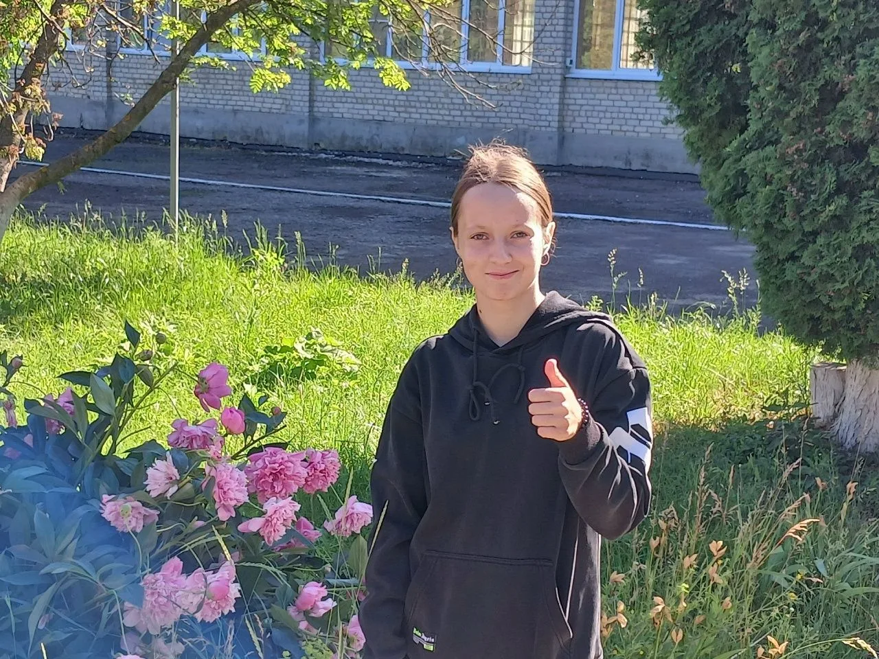 🎓 Приемная комиссия продолжает свою работу!
 
Среди будущих студентов нашего  техникума — Варвара С