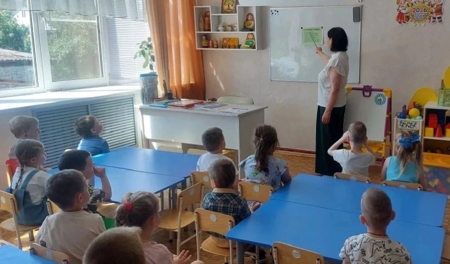 День малой родины прошел в младшей и средней группе нашего детского сада 🇷🇺

👩‍🏫Воспитатели пров