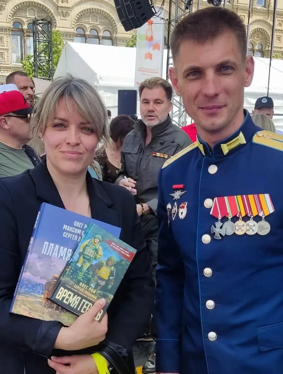С 4 по 7 июня Красная площадь стала площадкой для проведения XII книжного фестиваля. Среди множества