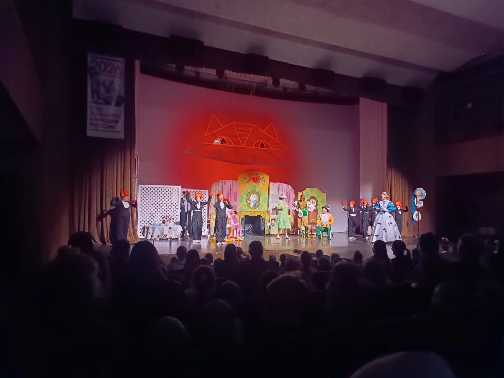 Третий день лагеря "Городок", сегодня наши ребята вместе с вожатыми отправились Городской Центр Куль
