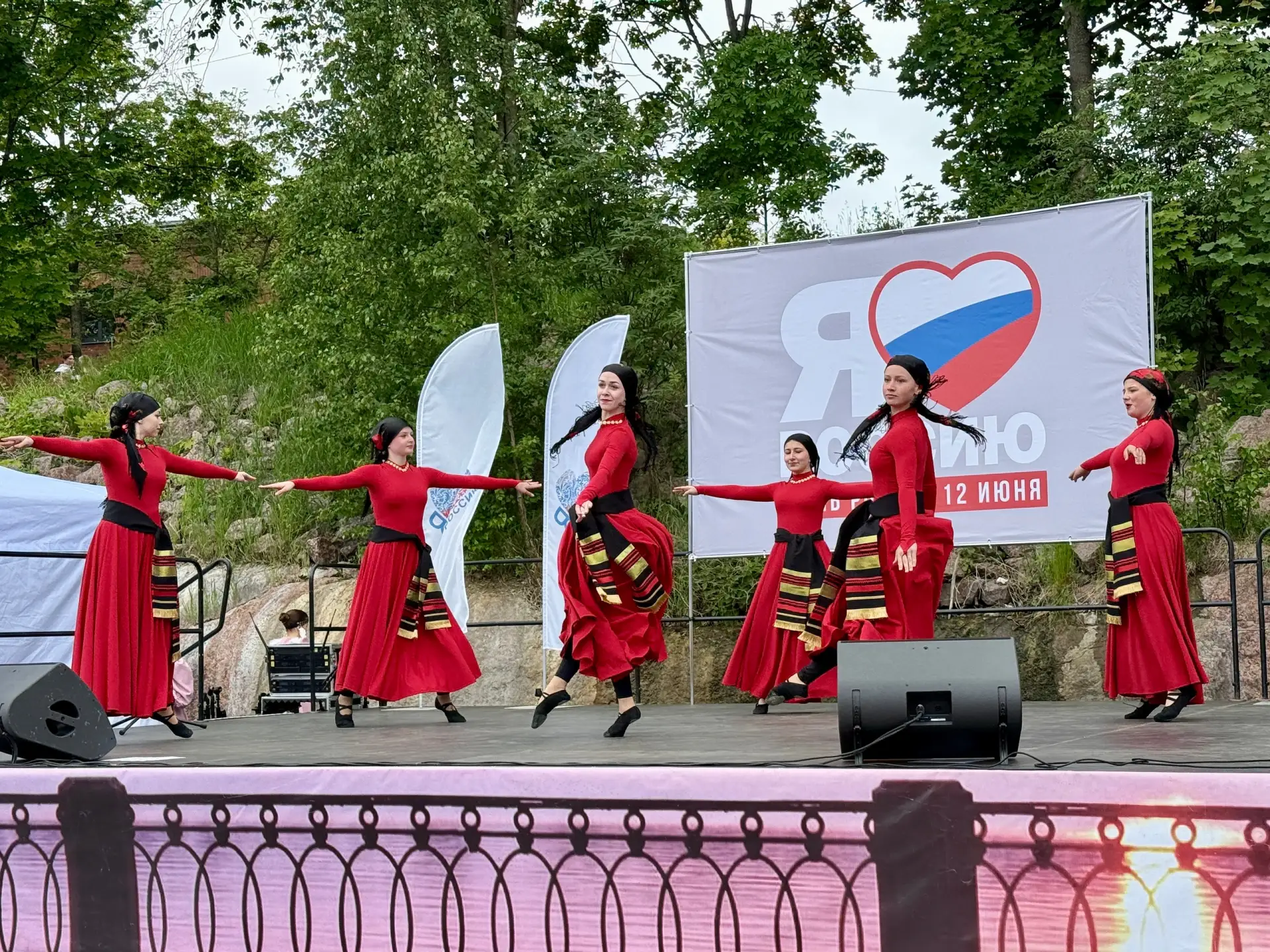 День России в Выборге 2026! 🇷🇺 
 
Праздничная программа и торжественные мероприятия в Выборге на Д