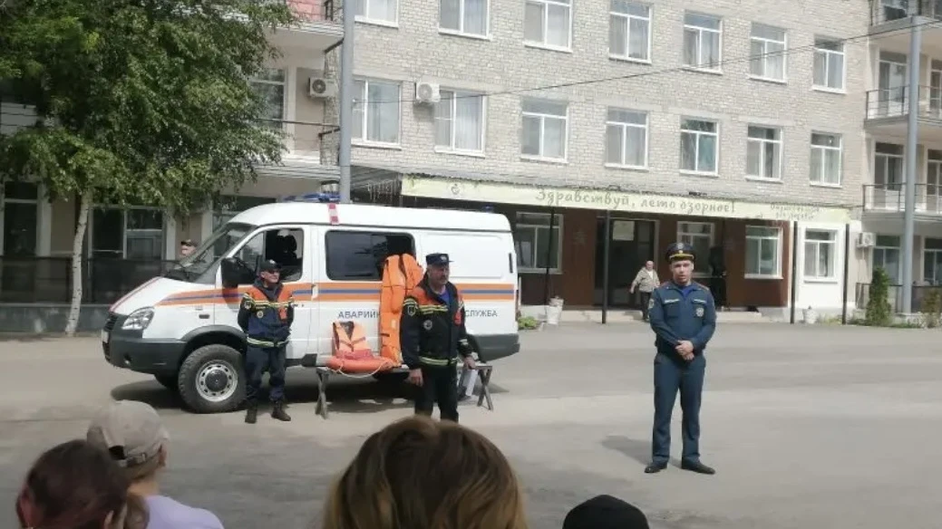 Спасатели проводят занятия в детских лагерях 

🔸Сотрудники  Саратовской областной службы спасения а