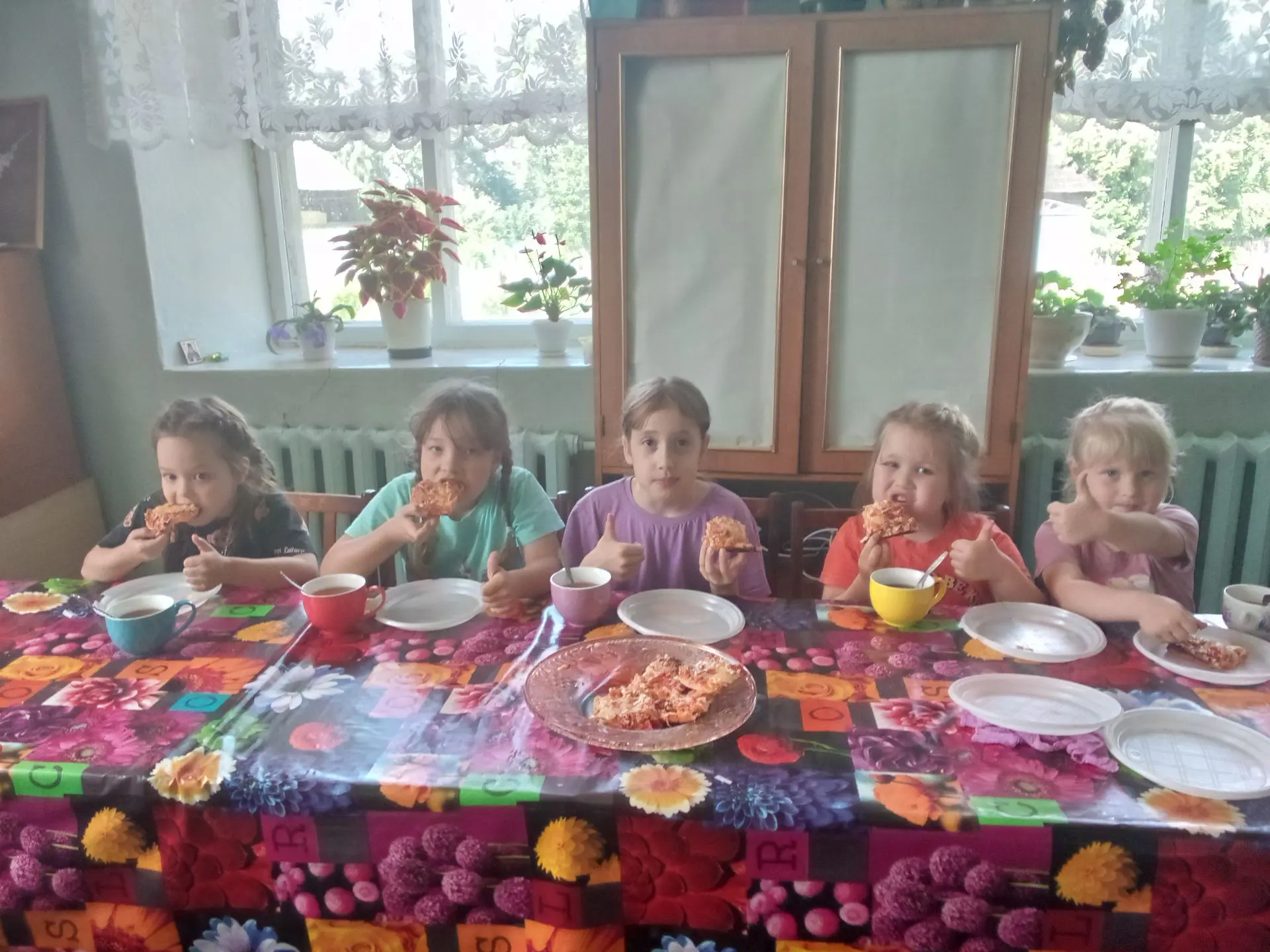 Сегодня среда и у нас в Лесниковском СДК, опять "Поварская школа. Пицца своими руками" Это не просто