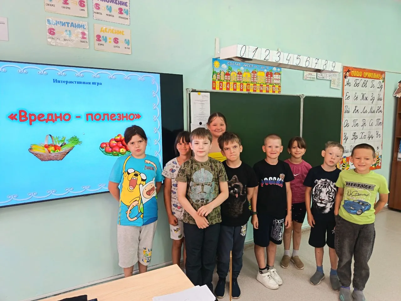 Всё профессии важны, все профессии нужны!

11 день летнего пришкольного лагеря "Казачок" начался с б