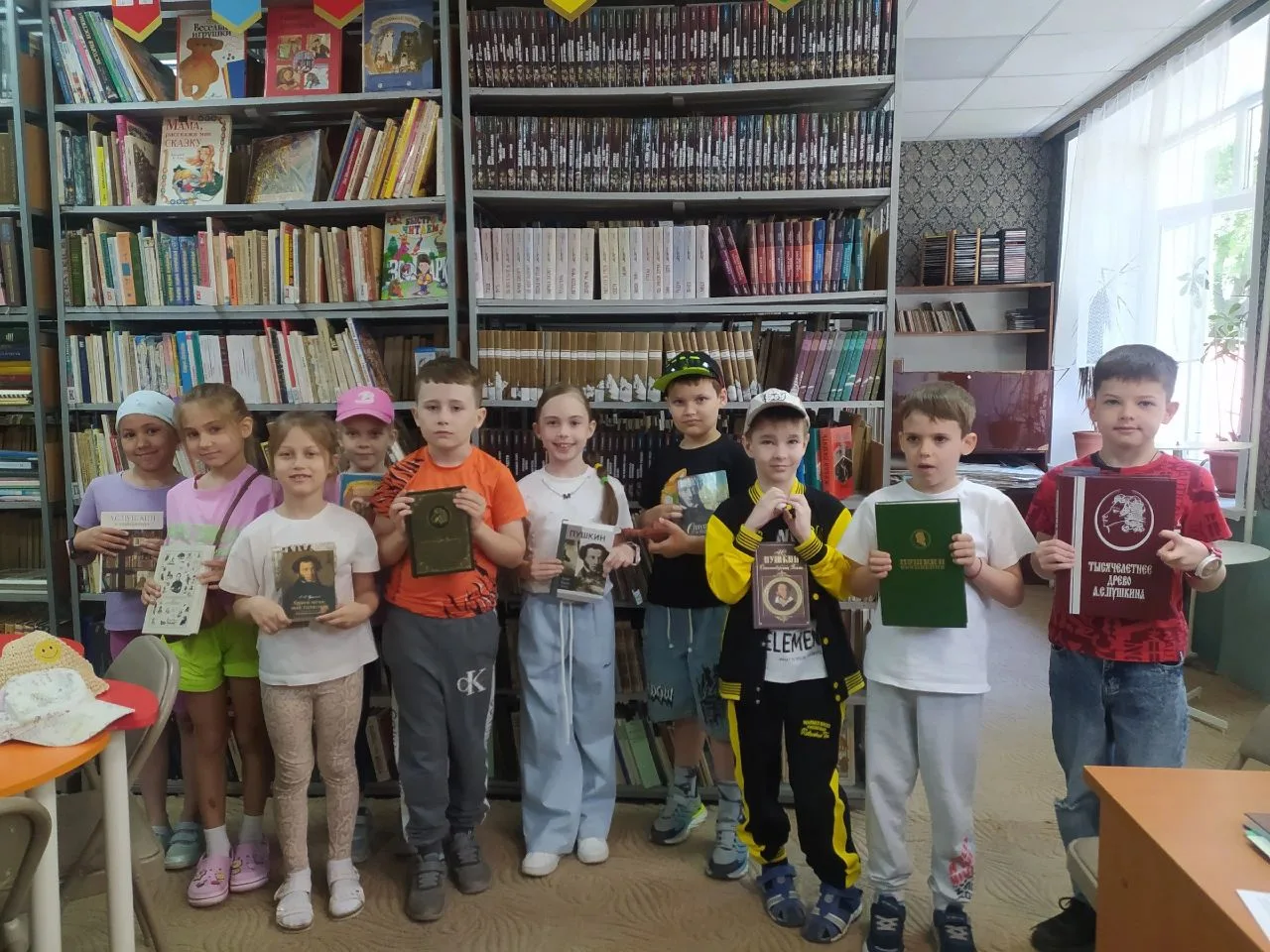 💥 Пушкинский день 💥

 📕 В преддверии Пушкинского дня и Дня русского языка в библиотеке ДДТ "Город