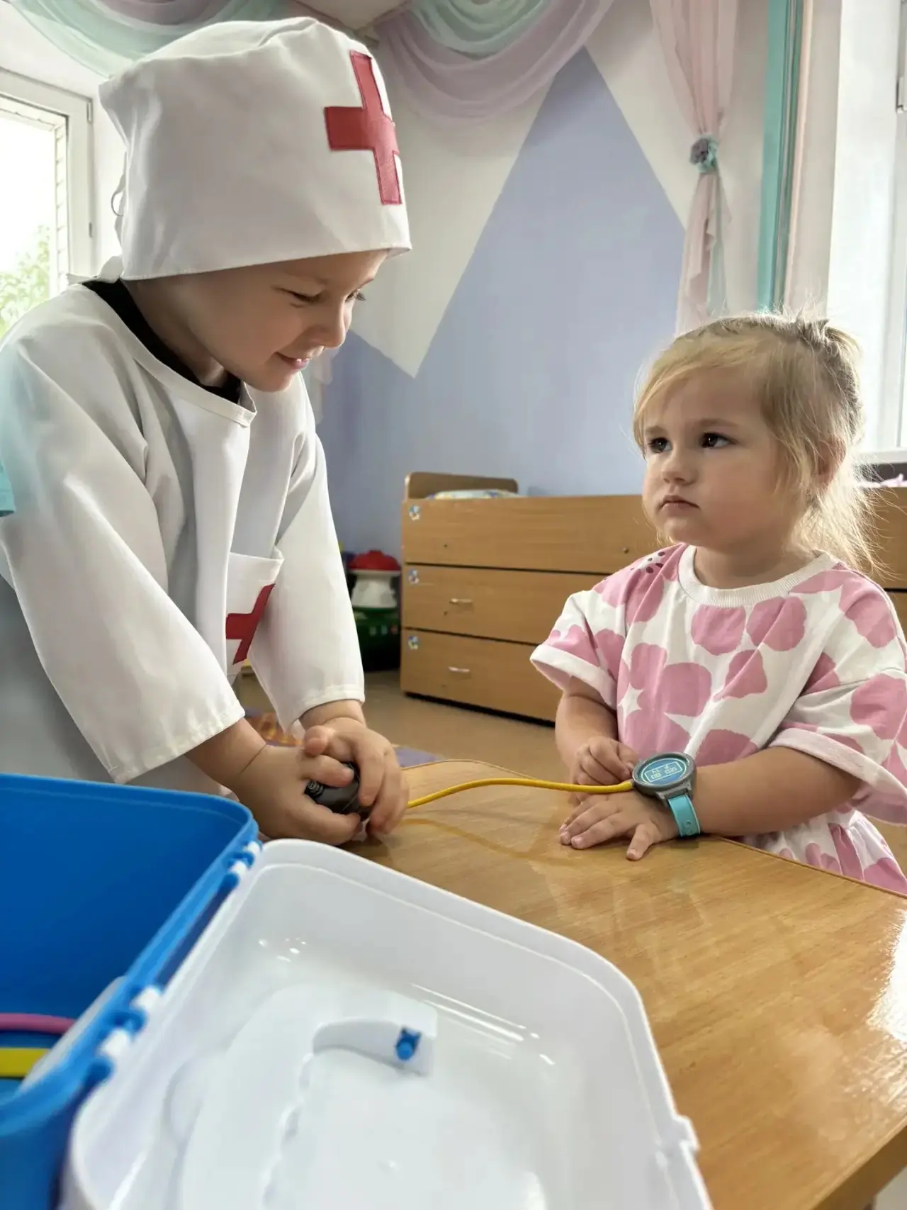 В рамках тематической недели «Здоровей-ка» в группе «Зёрнышко» настал волшебный День доктора Айболит