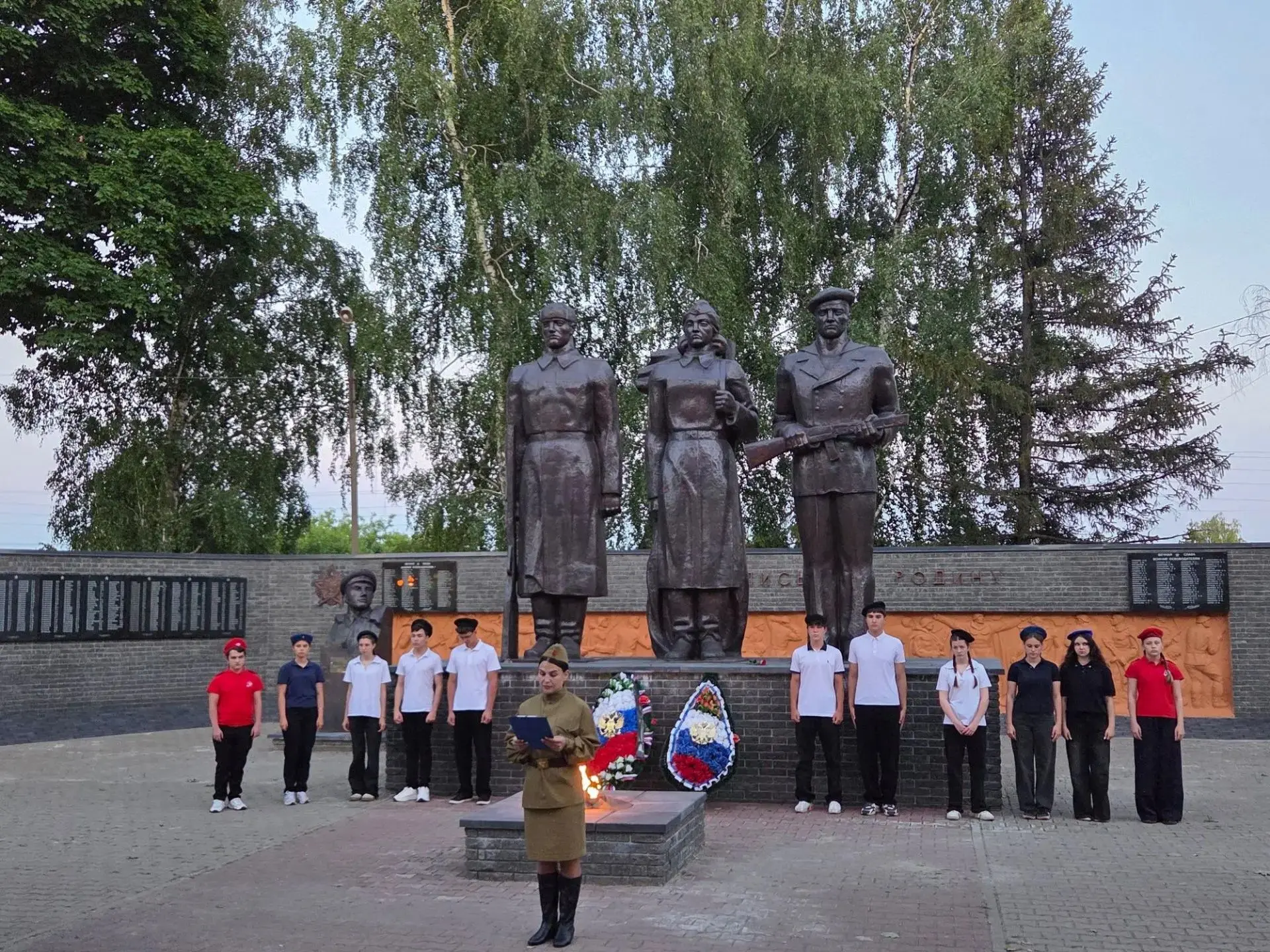 21 июня, в канун Дня памяти и скорби, учащиеся кадетских классов МБОУ «Скороднянская СОШ» приняли уч