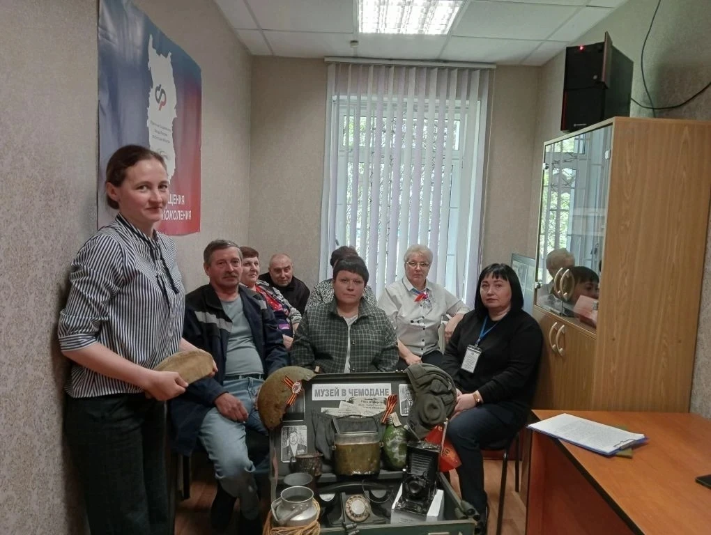 В Центре общения старшего поколения специалист музея провела мероприятие «Женское лицо Победы», посв
