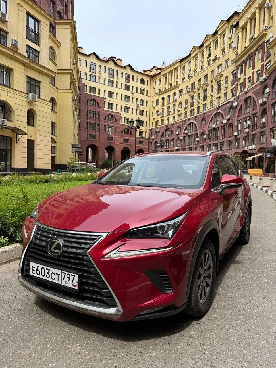 🔥САМАЯ НИЗКАЯ ЦЕНА В РФ!!!🇷🇺

Lexus NX, 2.0T AT 4WD (238 л.с.)
Год выпуска: 2018, рестайл
Цена: 2