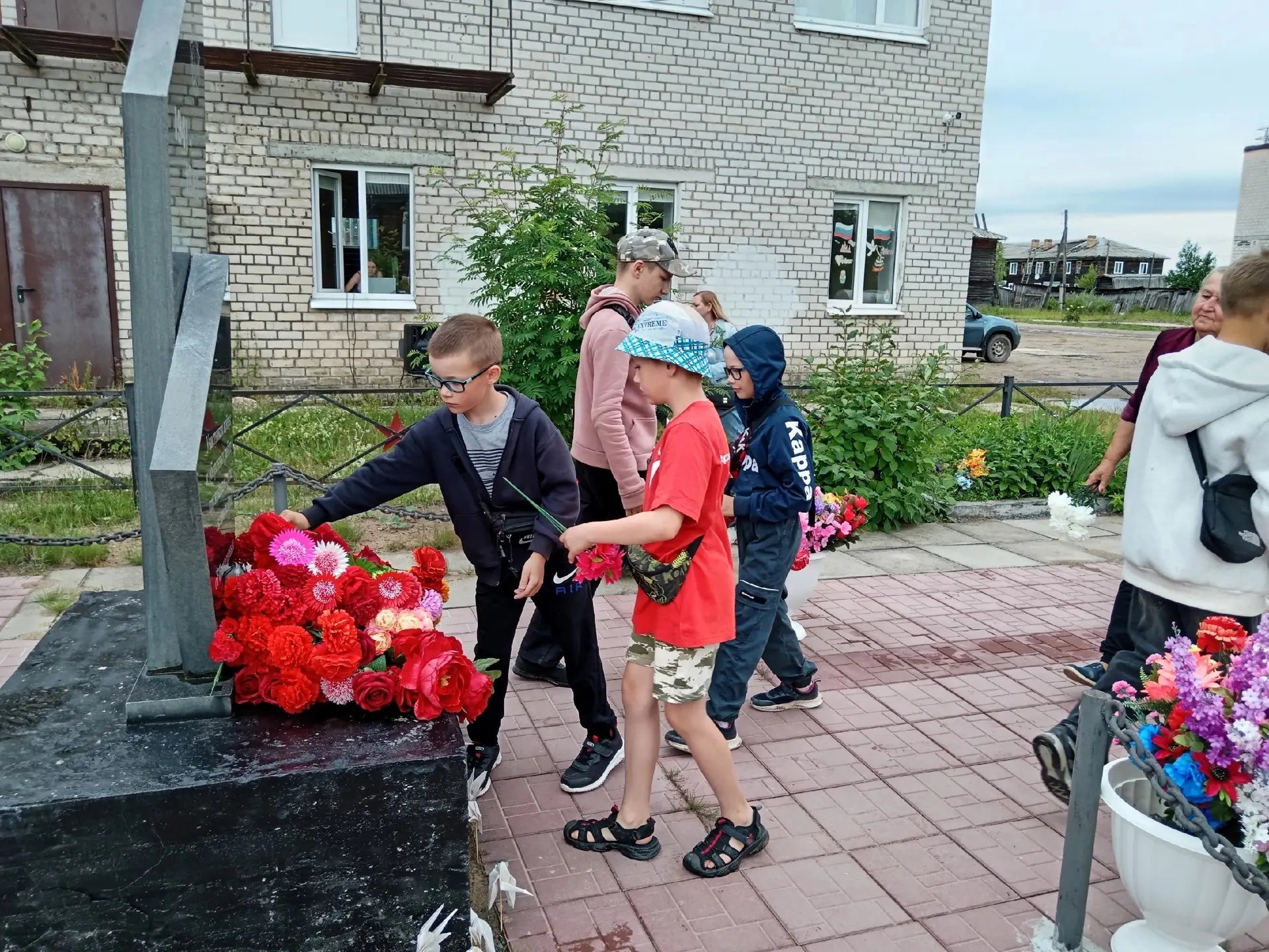 🕯️ 22 июня. День памяти и скорби.

Ровно 85 лет назад начался отсчёт 1418 страшных дней войны. Мы с