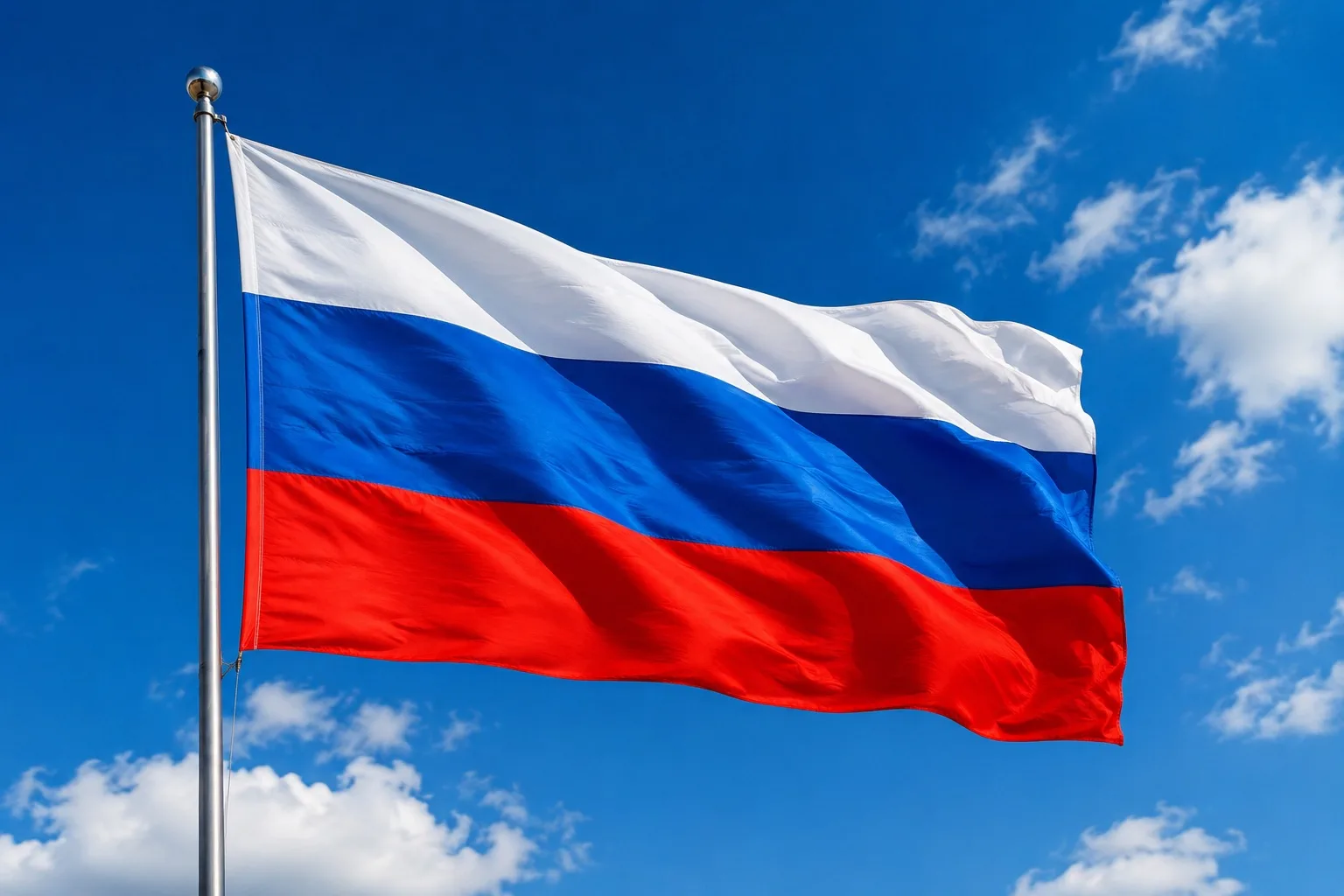 Дорогие, Россияне, поздравляю вас, с днём, России!

Ура! Ура! Ура!