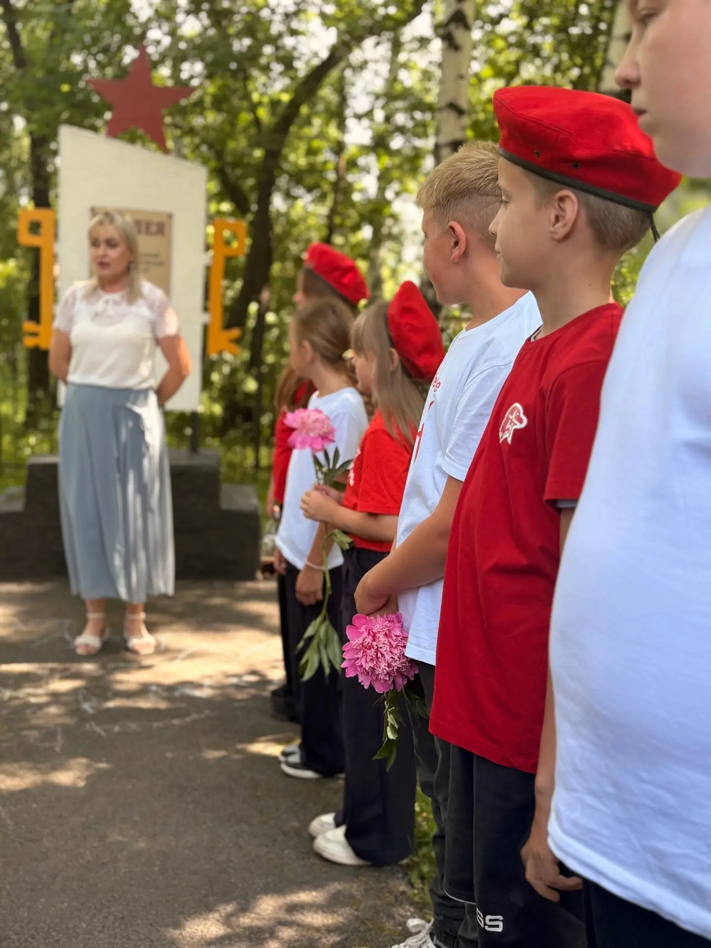 🕯️Помним. Скорбим. Чтим. И никогда не позволим времени стереть эту боль.🕯️

Сегодня, 22 июня в 16: