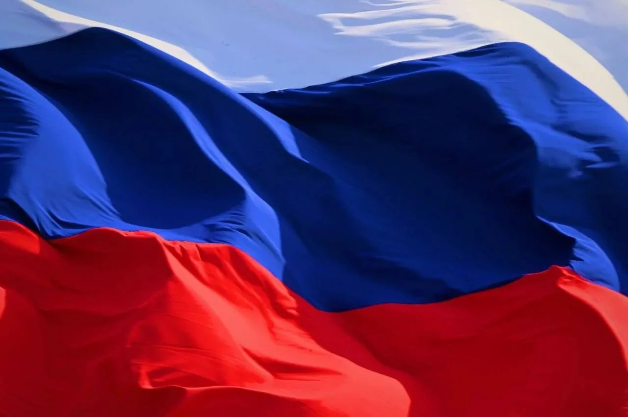 🇷🇺С Днем России!

Севастопольцев поздравила директор департамента Елена Сулягина:

Сегодня особенн