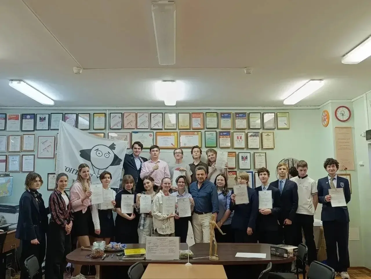 🏆Школьная газета «Контакт!» — снова в числе лучших в России!

Знаете, что может быть почетнее , чем