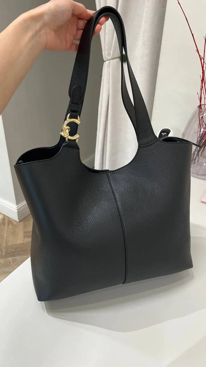 Coccinelle 

23200₽ | 35*27*17
C-EASY

ОФОРМИТЬ ЗАКАЗ ✏️