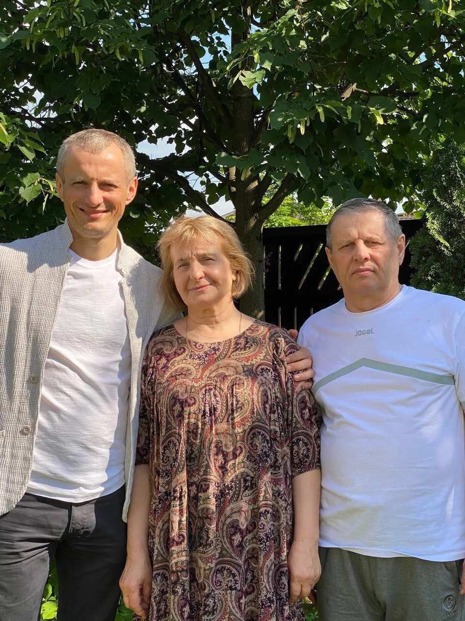 50

Я дважды счастливый человек. Сначала родился у моих папы с мамой. Теперь красивую цифру встречаю