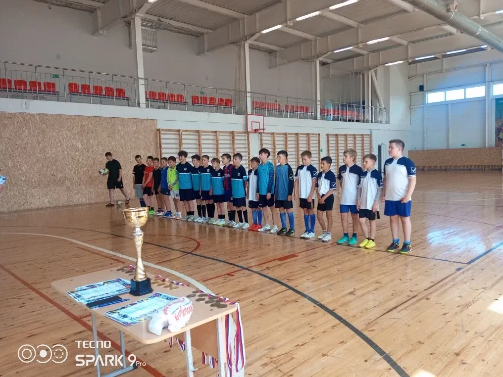 ⚽️ Кубок Героев Победы нашёл своих победителей!
29 мая в ФОКе г. Петухово было по-настоящему жарко: 