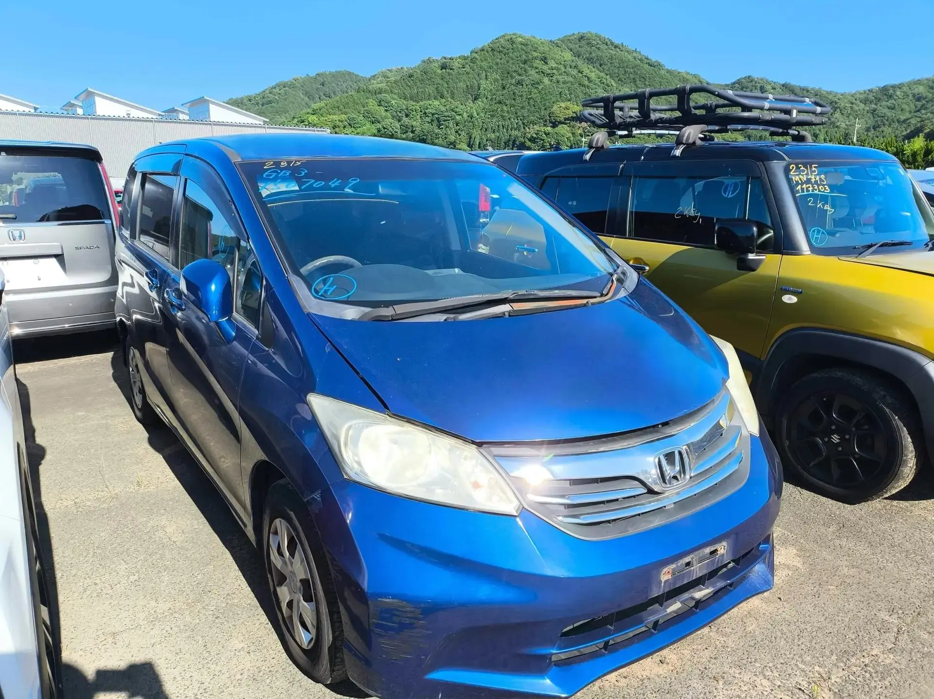 Honda Freed 2013г.

💬Продажа в ПУТИ 🚙

💬Данный автомобиль ,
находится на нашей стоянке в японии ,