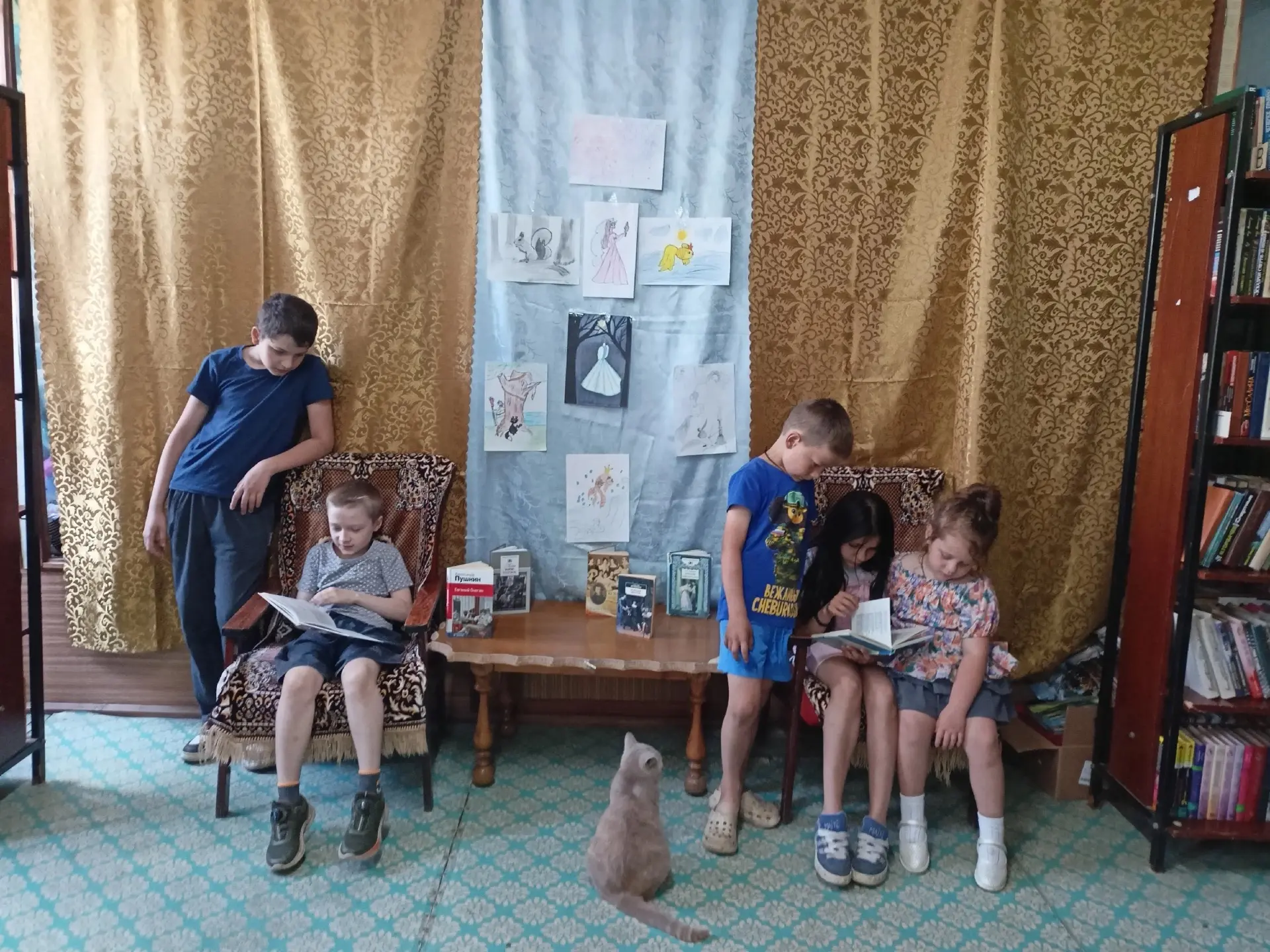 📌В День русского языка в Панкратовском филиале( совместно с  библиотекой) была проведена литературн