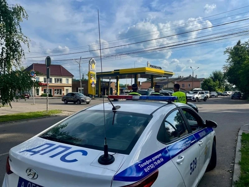 ⛽️В Мичуринске выявили 2 случая заправки бензина в канистры на сетевой АЗС

Нарушение зафиксировали 