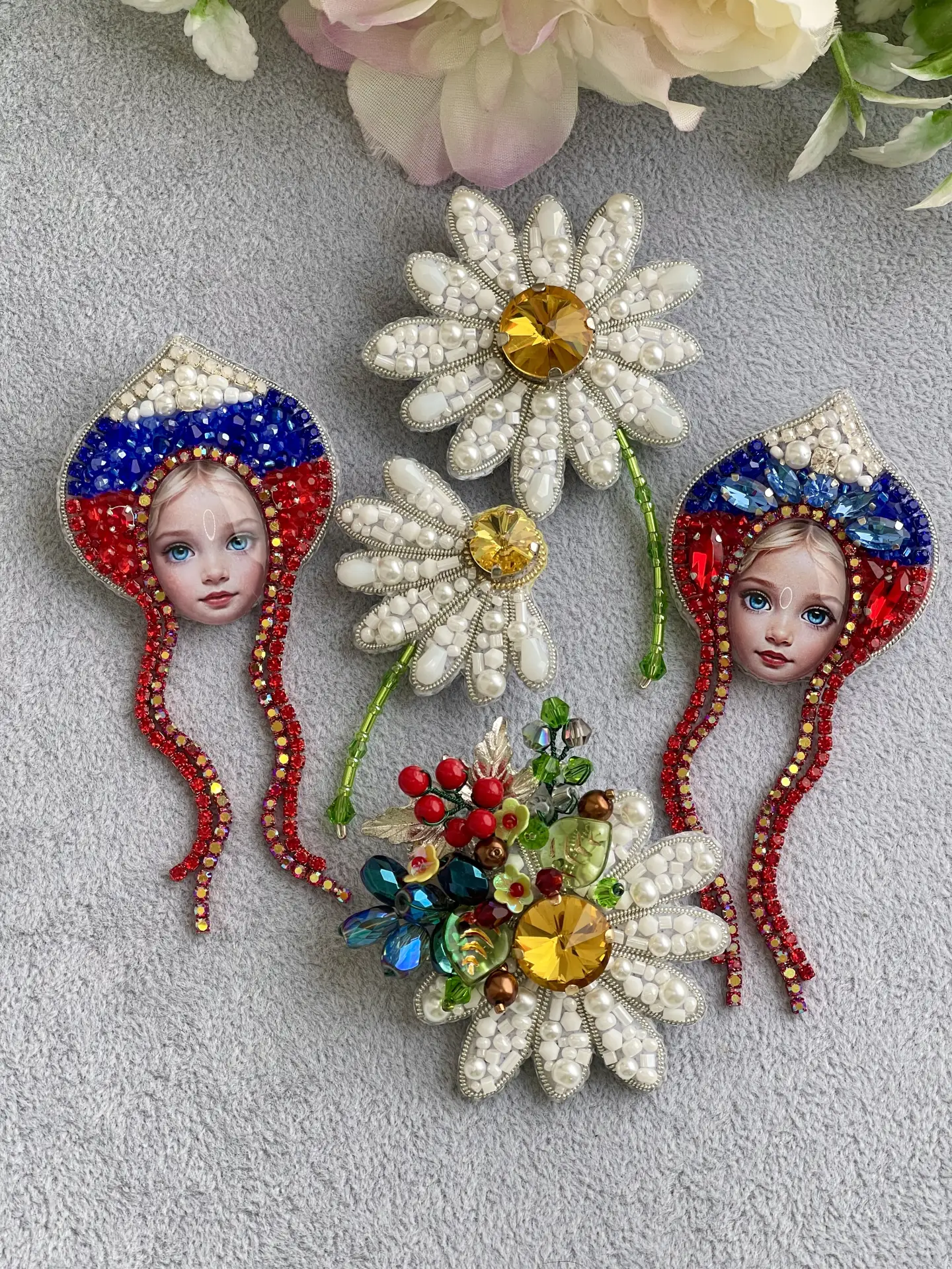 С Днем России🇷🇺Желаю всем мира, добра, процветания и уверенности в завтрашнем дне. Пусть в каждом 