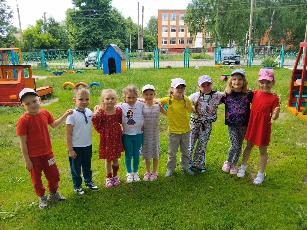 ✨ Сегодня в нашем детском саду царила особая атмосфера мы отмечали День Друзей! Это был по-настоящем