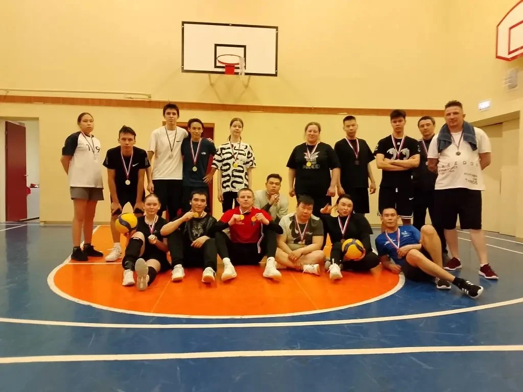 🏐В с.Марково отметили День Победы спортивным азартом: волейбольный турнир выявил сильнейших!

В с.М