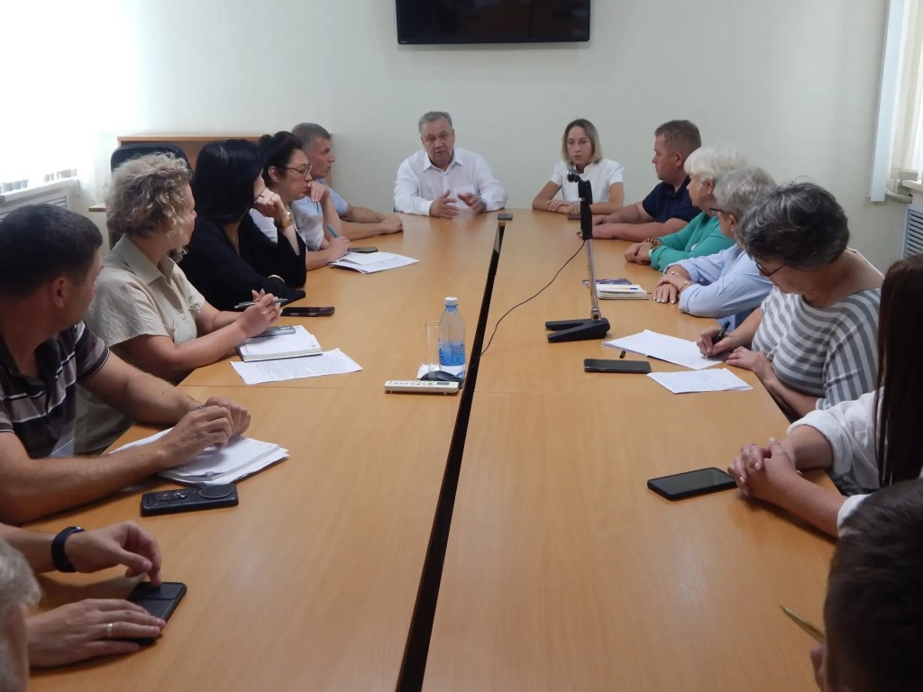Фото