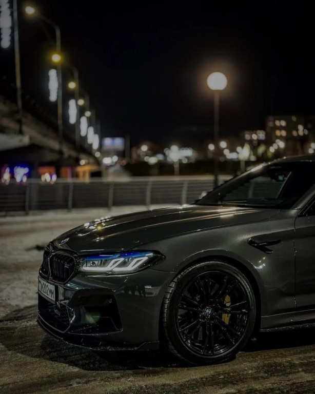 Фото