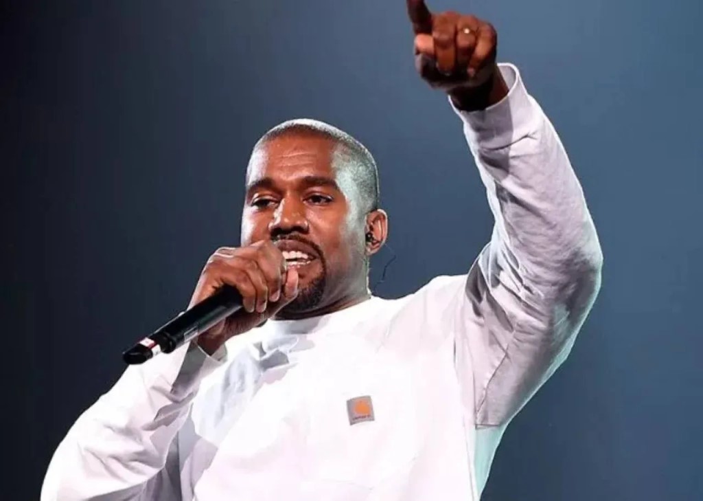 Фото